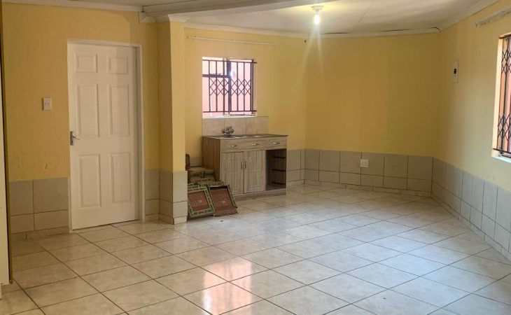 Big sized bachelor room to rent in Zondi 1, Soweto