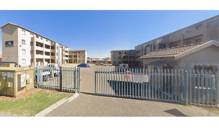 Apartment for sale in Fleurhof, Roodepoort