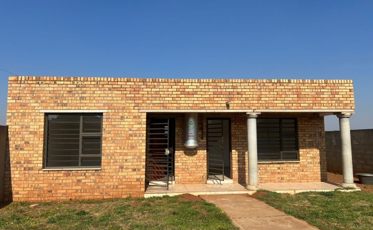 Two rooms to rent in Protea Glen Ext 27