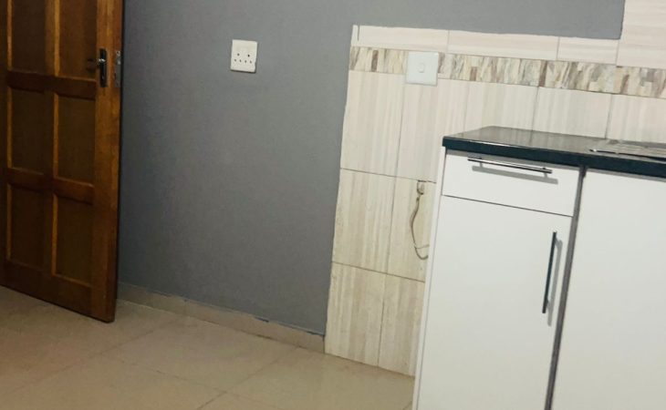Bachelor room to rent in Protea Glen Ext 24