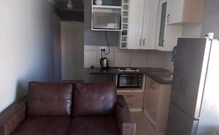 Lovely 1 bedroom cottage to rent in Protea Glen Ext 20
