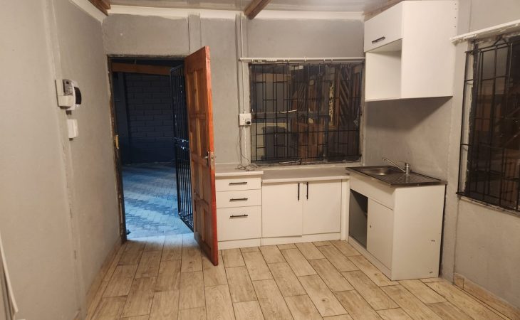 Beautiful bachelor room to rent in Meriting Ext 1