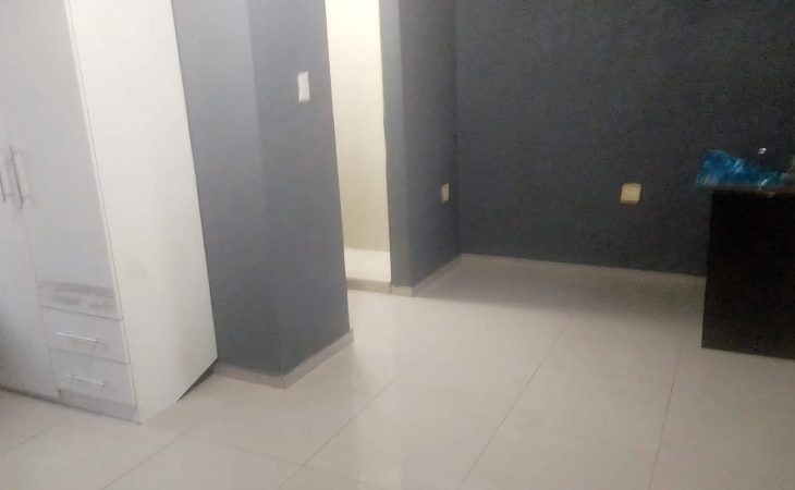 This neat, newly built bachelor room to rent in Protea Glen Ext 3, is well-located and offers a convenient lifestyle close to essential amenities.